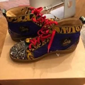 Christian Louboutin Unlimited Spikes/Python/Strass/Fur Shoes Mens EU 41.5 CHRISTIAN LOUBOUTIN Beautiful Metallic gold textured... | Depop main image 3